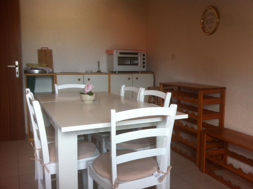Apartment Renato Vrboska